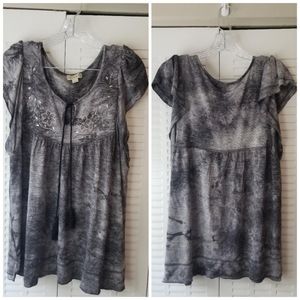 Live and Let Live Grey Key Hole Blouse